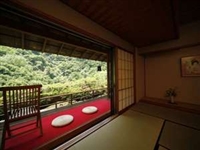 ���^�_�� ����