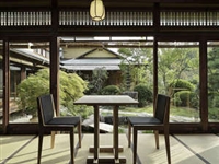 ���^�_�� ���Q